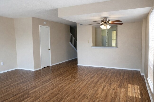 217 Church St, Unit 201 in Galveston, TX - Building Photo - Building Photo