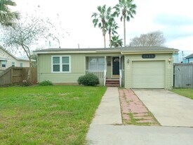 3425 Monterrey St in Corpus Christi, TX - Building Photo