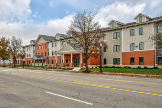 Fairwood Commons in Columbus, OH - Building Photo - Building Photo