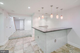 27 Todd Pl NE in Washington, DC - Building Photo - Building Photo
