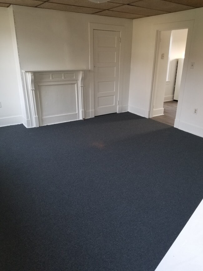 2411 Mount Troy Rd, Unit 2411 Mt. Troy Road, 2nd