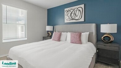 612 Bass Ct in Dunedin, FL - Foto de edificio - Building Photo