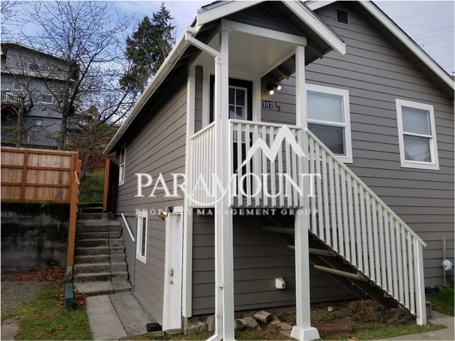 property at 107 S Wycoff Ave