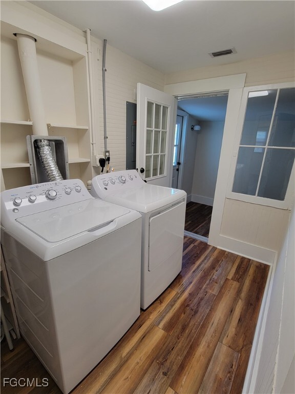 property at 1603 Woodford Ave