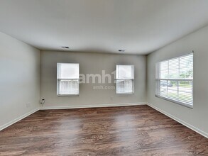 1129 Rutledge Landing Dr in Knightdale, NC - Building Photo - Building Photo