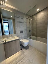 81 Wellesley St E in Toronto, ON - Building Photo - Building Photo