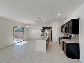 6869 E Via Arroyo Largo in Tucson, AZ - Building Photo - Building Photo