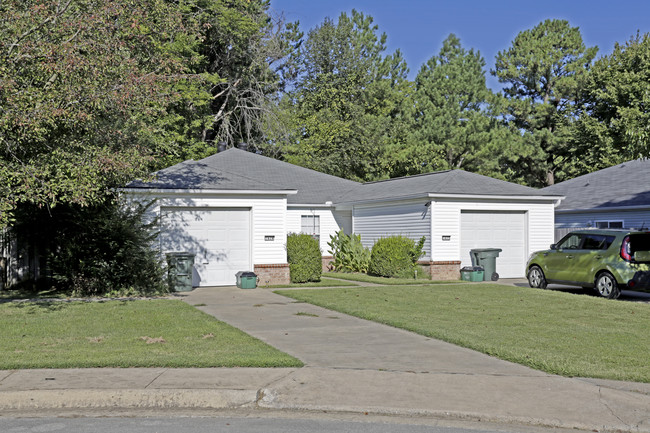 1605-1633 N Linda Jo Pl in Fayetteville, AR - Building Photo - Primary Photo