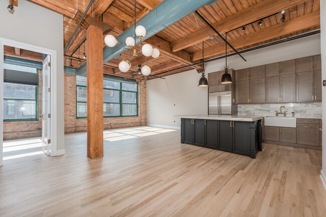 1017 W Washington Blvd in Chicago, IL - Building Photo - Building Photo