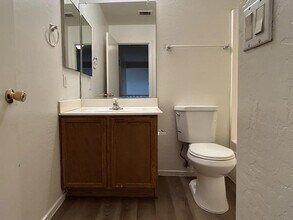 8038 S 54th Ln in Phoenix, AZ - Building Photo - Building Photo