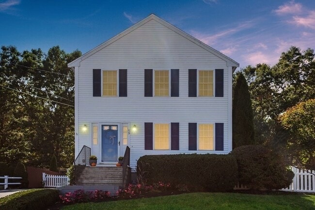 59 Tynan Ave in Taunton, MA - Foto de edificio - Building Photo