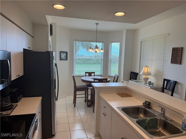 property at 9500 Highland Woods Blvd