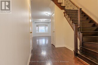 150 Ozner Crescent in Vaughan, ON - Building Photo - Building Photo