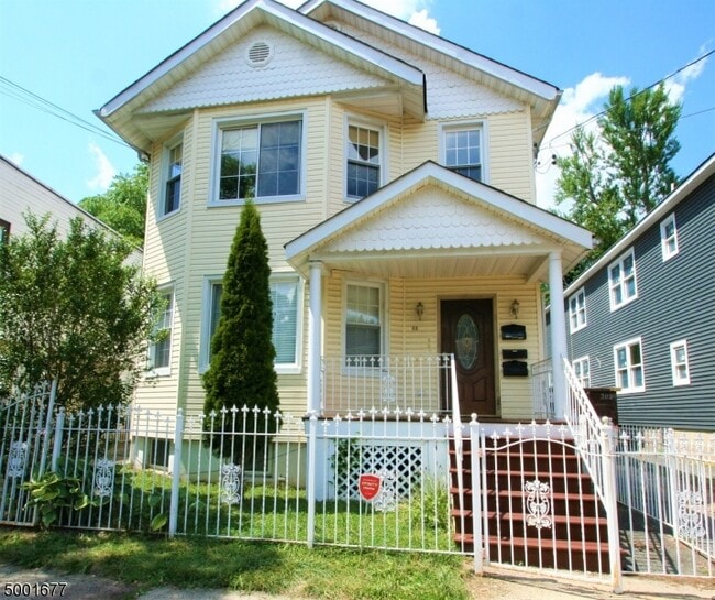 property at 85 Mission St