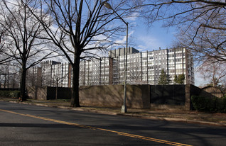 River Park Apartments