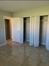 7297-7297 Albany Rd in Ft. Myers, FL - Building Photo - Building Photo