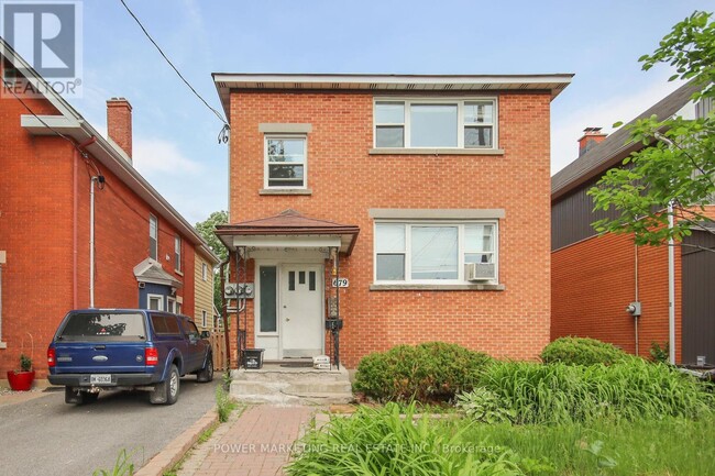 property at 679-679 Roosevelt Ave