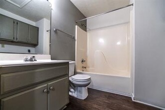 235 Ables Way in Mount Washington, KY - Building Photo - Building Photo