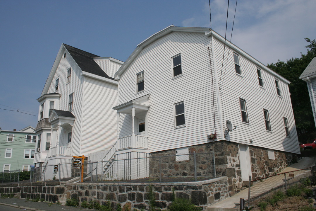 61-63 Aborn St in Peabody, MA - Foto de edificio