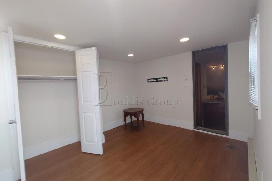 18-33-33 26th Rd in Queens, NY - Building Photo