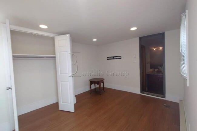 property at 18-33-33 26th Rd