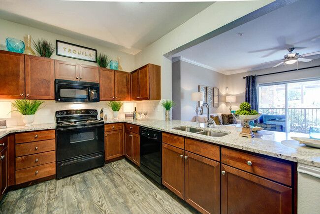 Callista Hill Country Apartments photo'