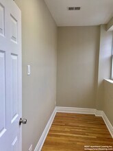3651 W Montrose Ave in Chicago, IL - Building Photo - Building Photo