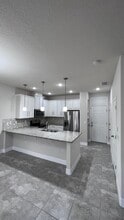 2414 Fassona Dr in Kissimmee, FL - Building Photo - Building Photo