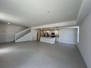 12430 SW 248th St in Princeton, FL - Building Photo - Building Photo