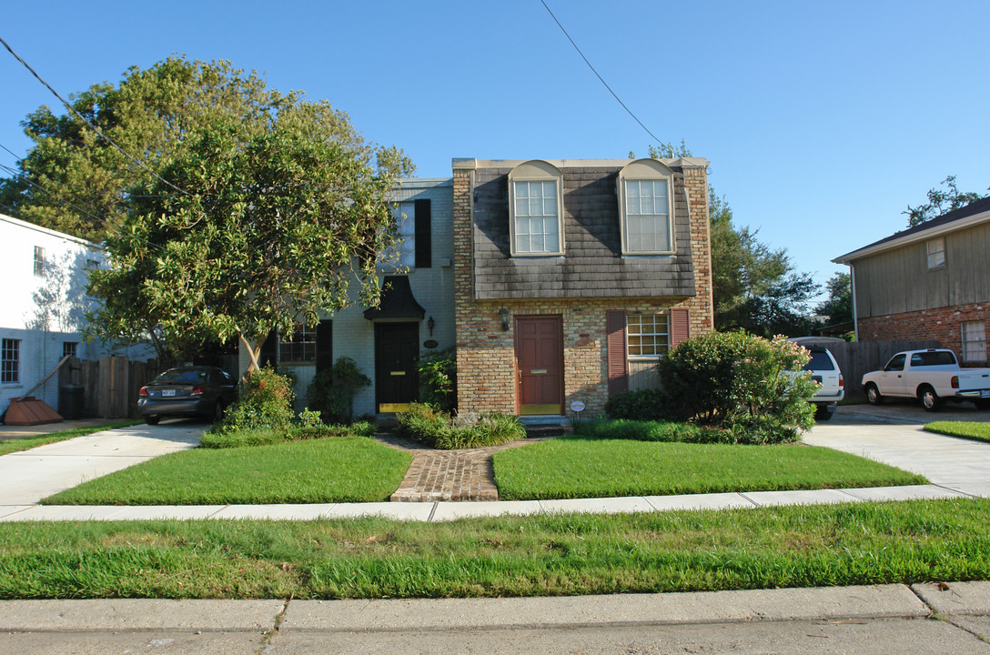 3719 Bunkerhill Dr in Metairie, LA - Foto de edificio