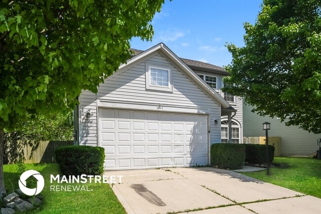 2247 Peter Dr in Indianapolis, IN - Foto de edificio - Building Photo