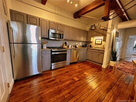 145 Canal St E in Shelton, CT - Building Photo