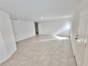 5774 Morvich Dr in Heartland, TX - Building Photo - Building Photo