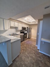 5738 Willow Lake Dr, Unit Condo in Grove City, OH - Foto de edificio - Building Photo