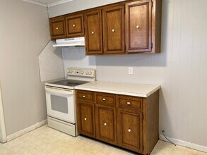 12 Terilyn Dr in Jackson, TN - Building Photo - Building Photo