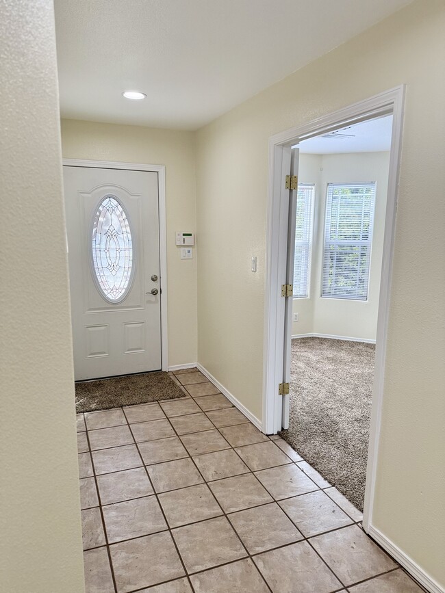 2519 Maiden Grass Rd NW in Albuquerque, NM - Building Photo - Building Photo