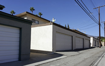 630-638 Silverwood Ave in Upland, CA - Building Photo - Building Photo