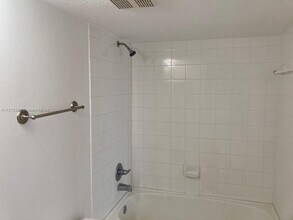 4220 San Marino Blvd in West Palm Beach, FL - Building Photo - Building Photo