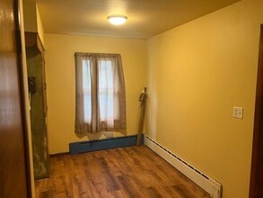 1600 Lincoln St in North Chicago, IL - Building Photo - Building Photo