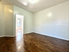 2254 5th Ave in New York, NY - Building Photo - Building Photo