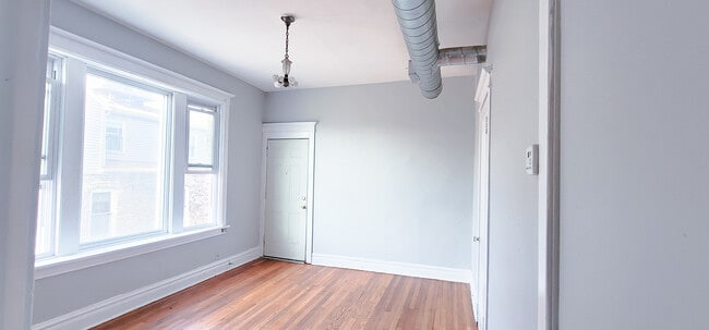 3341 S Lituanica Ave in Chicago, IL - Building Photo - Building Photo