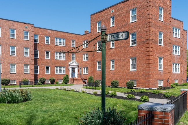 25 Lennon Ct in Boston, MA - Foto de edificio - Building Photo