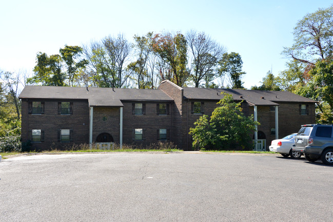 Chateau-Ridge Apartments in Dayton, KY - Building Photo - Building Photo