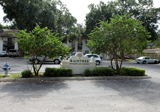 Raintree Apartments in Orlando, FL - Building Photo - Building Photo