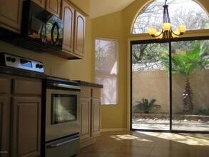 1353 E Stoney Canyon Cir in Tucson, AZ - Building Photo - Building Photo