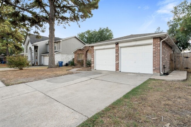28815 Binefield St in Spring, TX - Building Photo - Building Photo