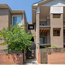 Cedar Oaks in Charlotte, NC - Foto de edificio - Building Photo