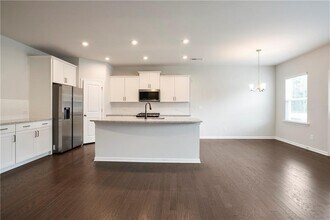 5729 Wheeler Ridge Rd in Auburn, GA - Building Photo - Building Photo