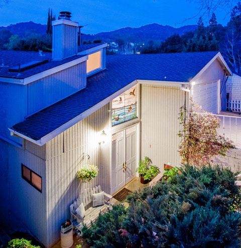 property at 2781 Mira Vista Dr