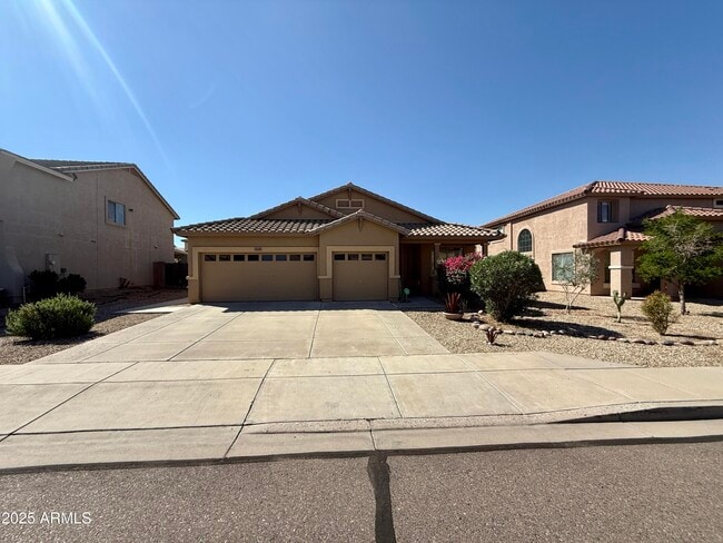 property at 3229 W Pleasant Ln